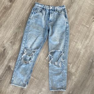 AE Short Mom Straight Jean